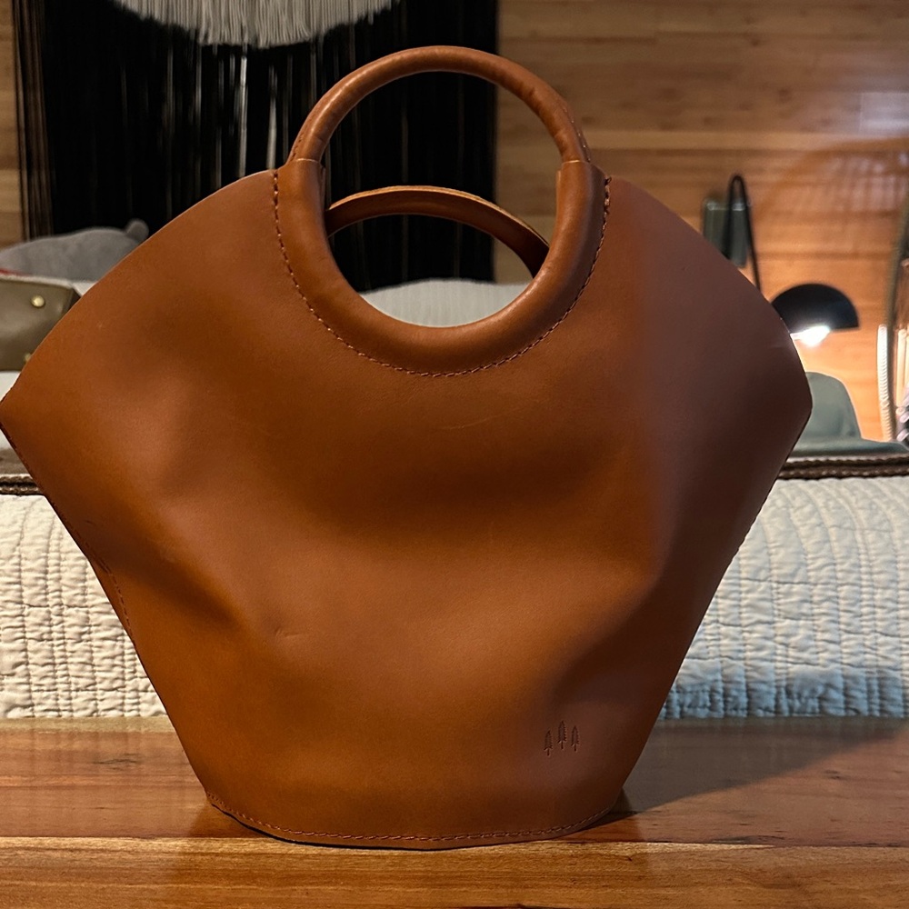 Portland Leather Honey Tote Bag Ring Handle